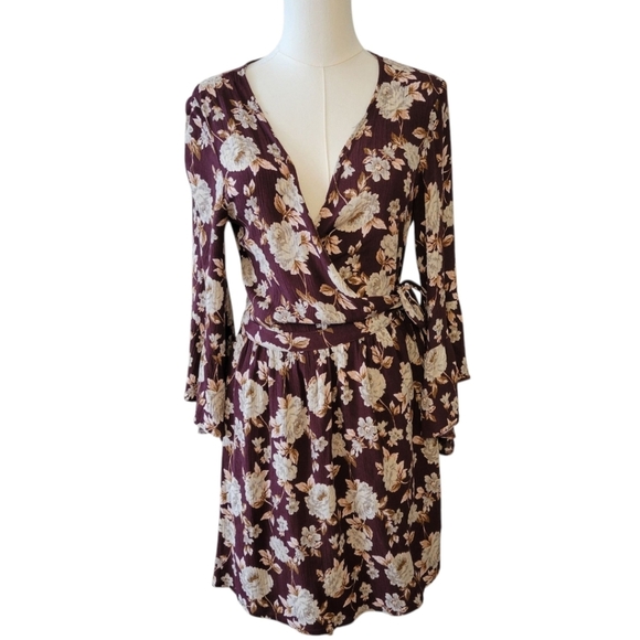 American Eagle Burgundy Floral Wrap Mini Dress Size Large - Picture 2 of 5